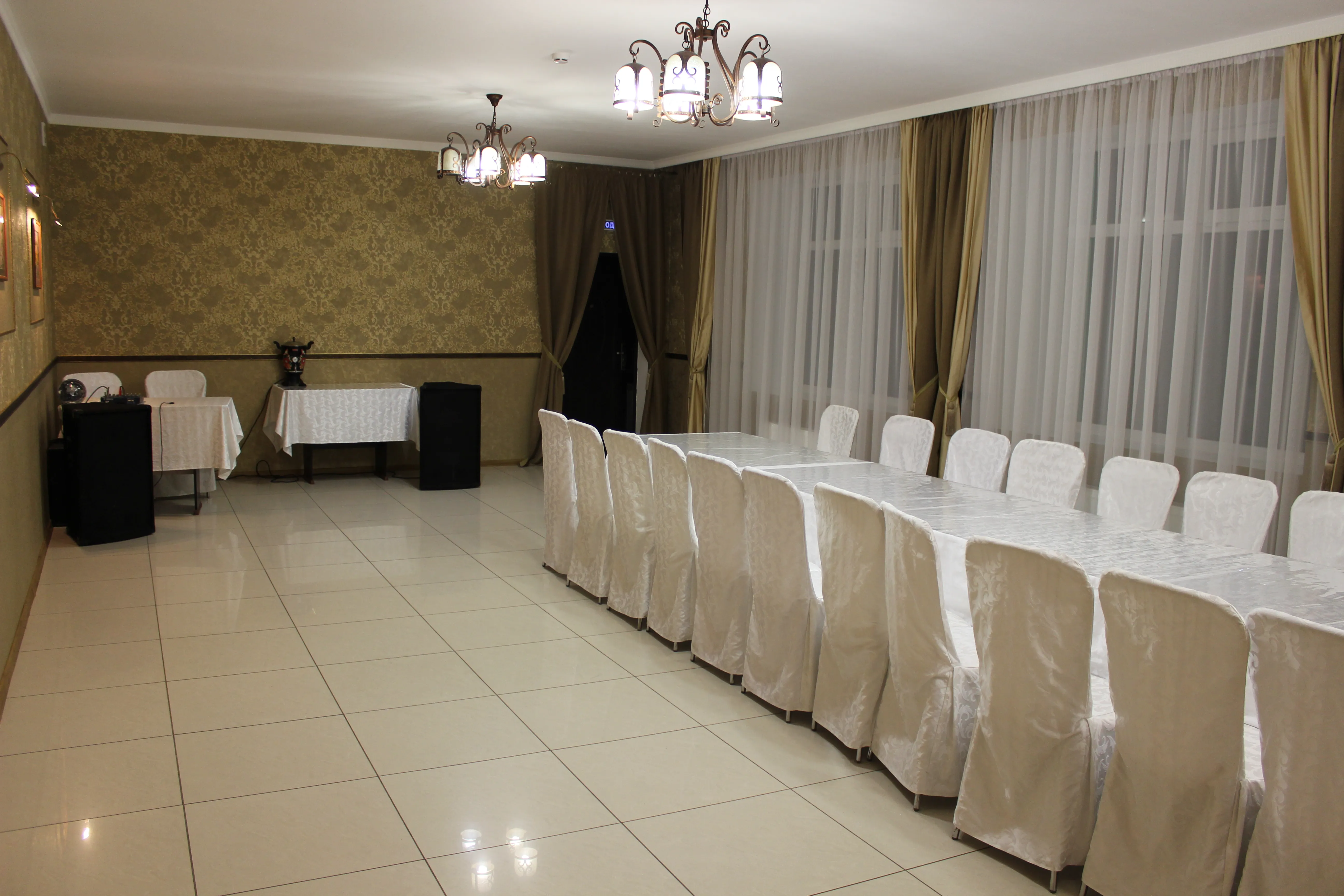 Банкетный зал до 30 человек