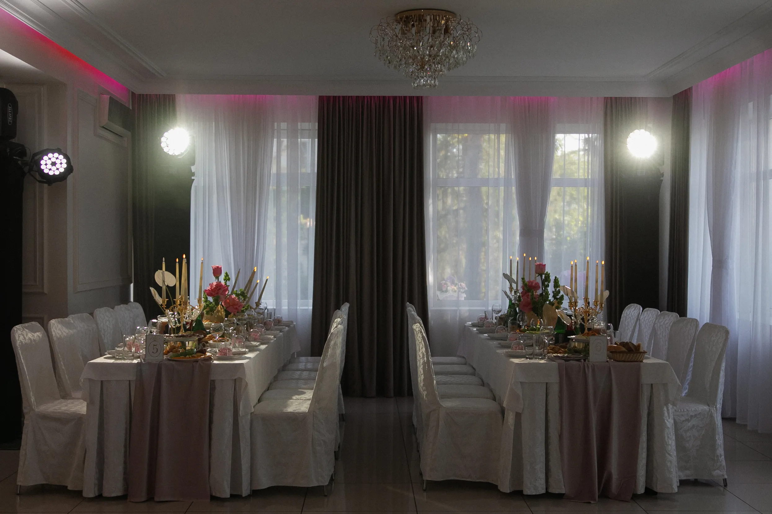 Банкетный зал до 120 человек миниатюра 2