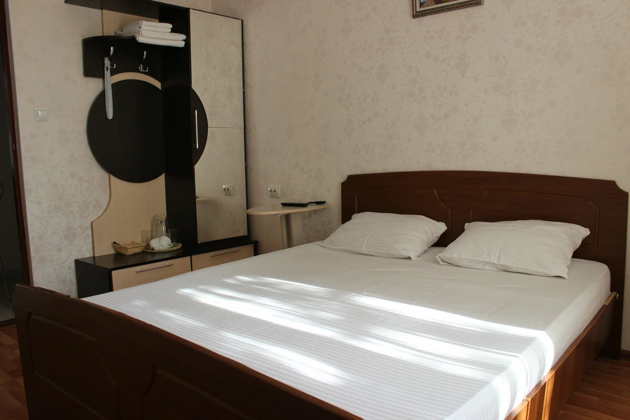 Номер 2 Полулюкс